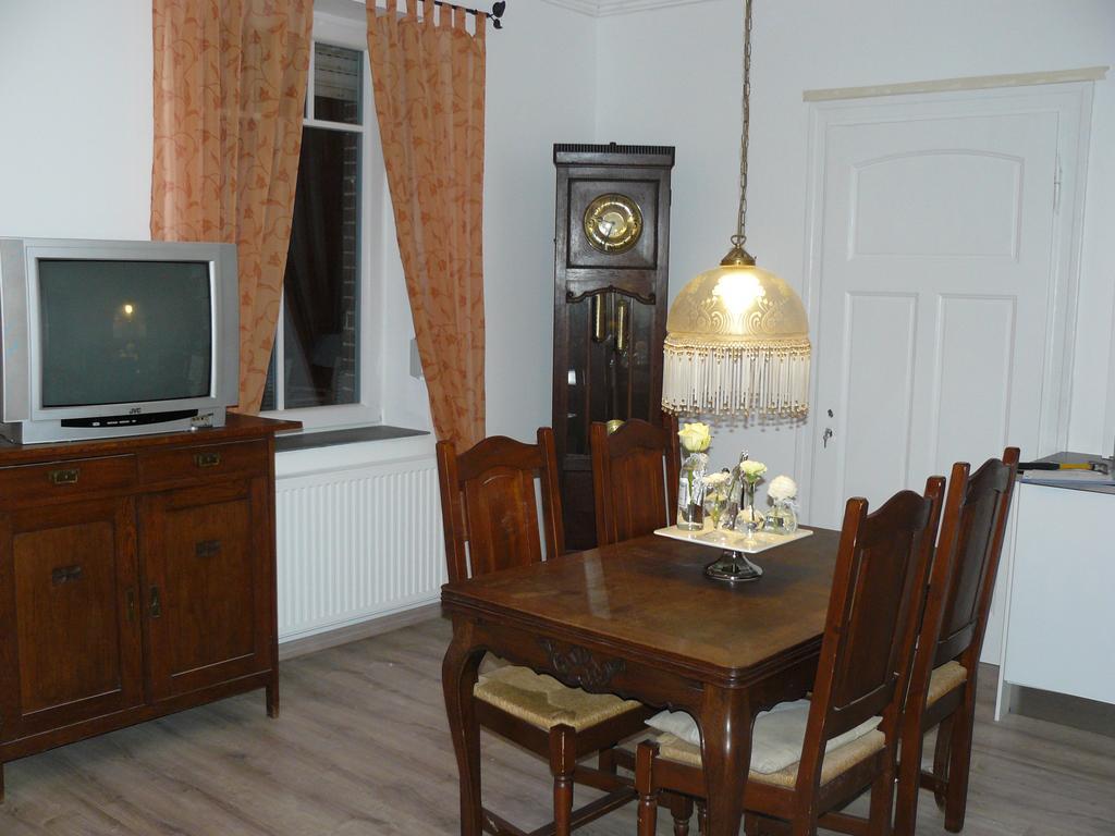Апартаменти Fewo Am Mu-Cafe Еммеріх Екстер'єр фото